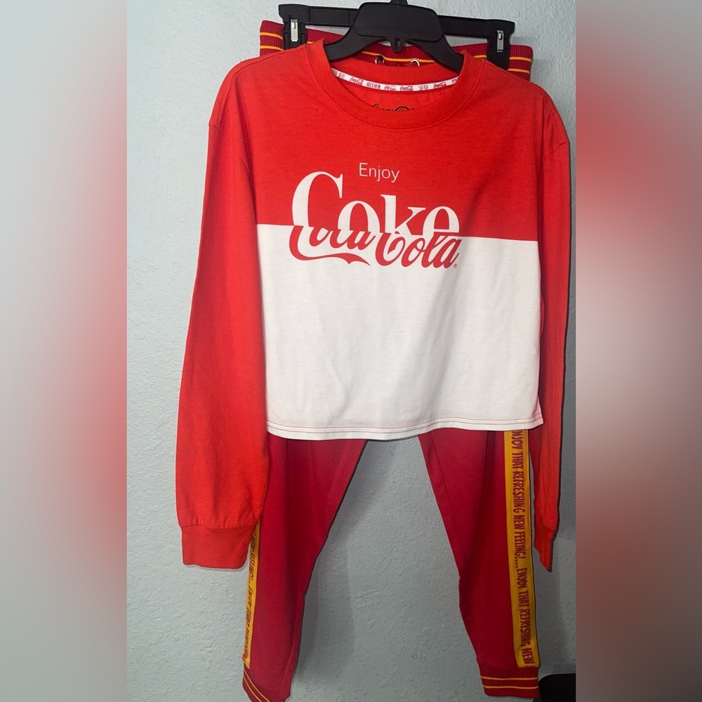 Coke top and bottom size M